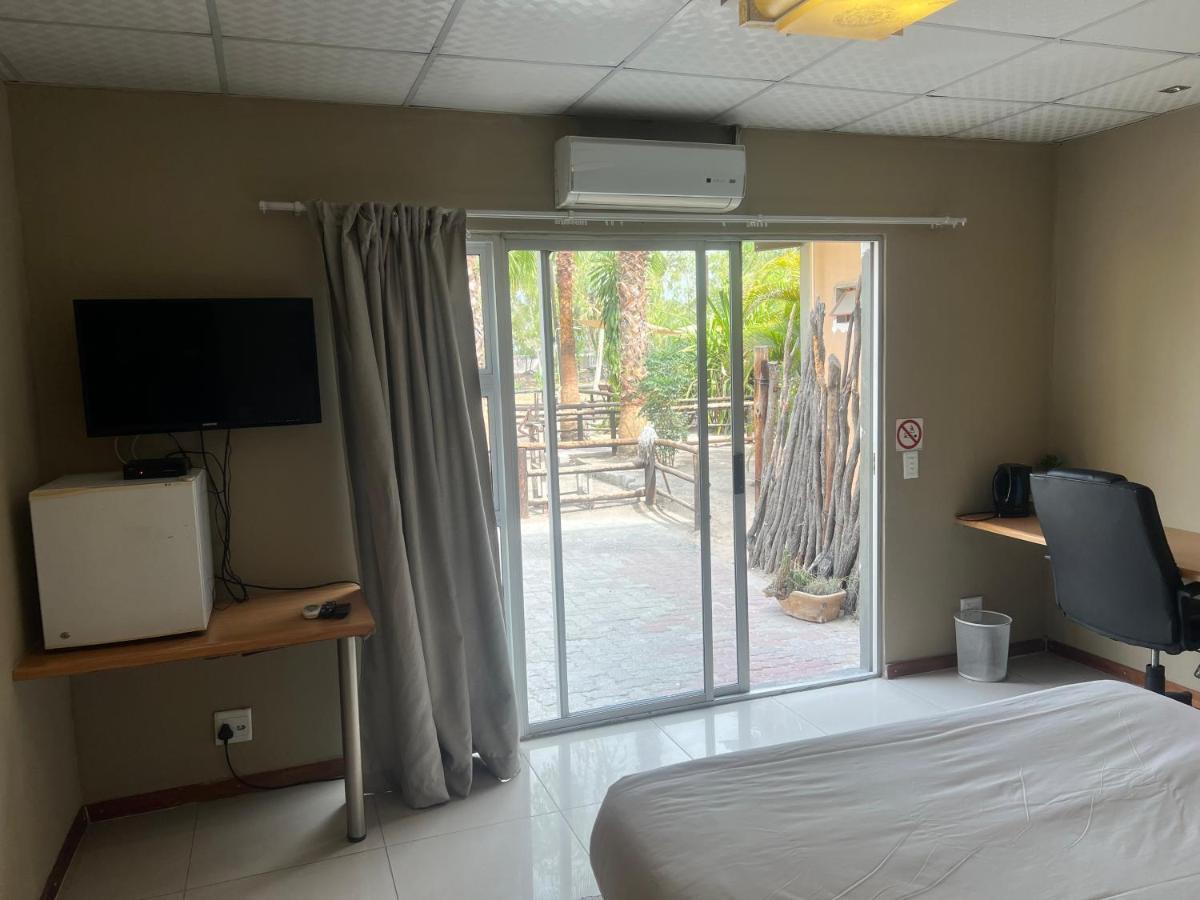 Bed and Breakfast Ondangwa Rest Camp Exterior foto